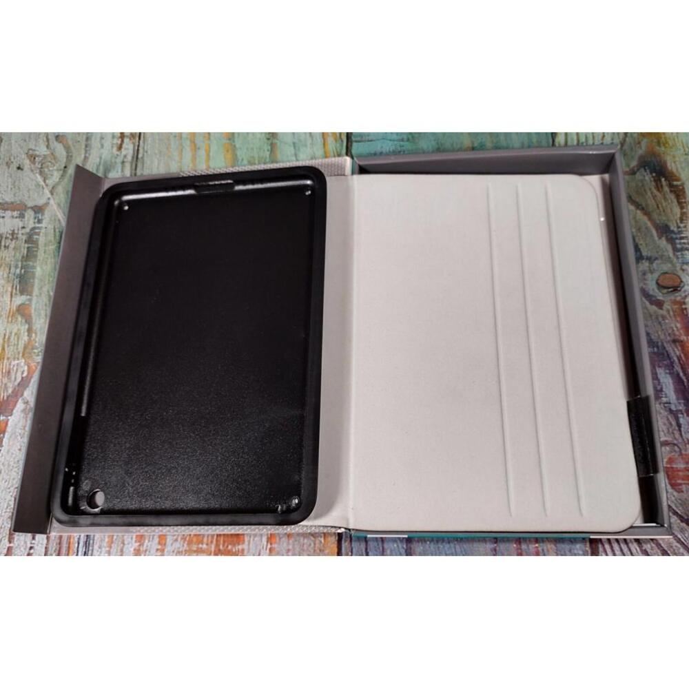 Logitech Folio Mini Case for iPad Mini - Picture 3 of 10